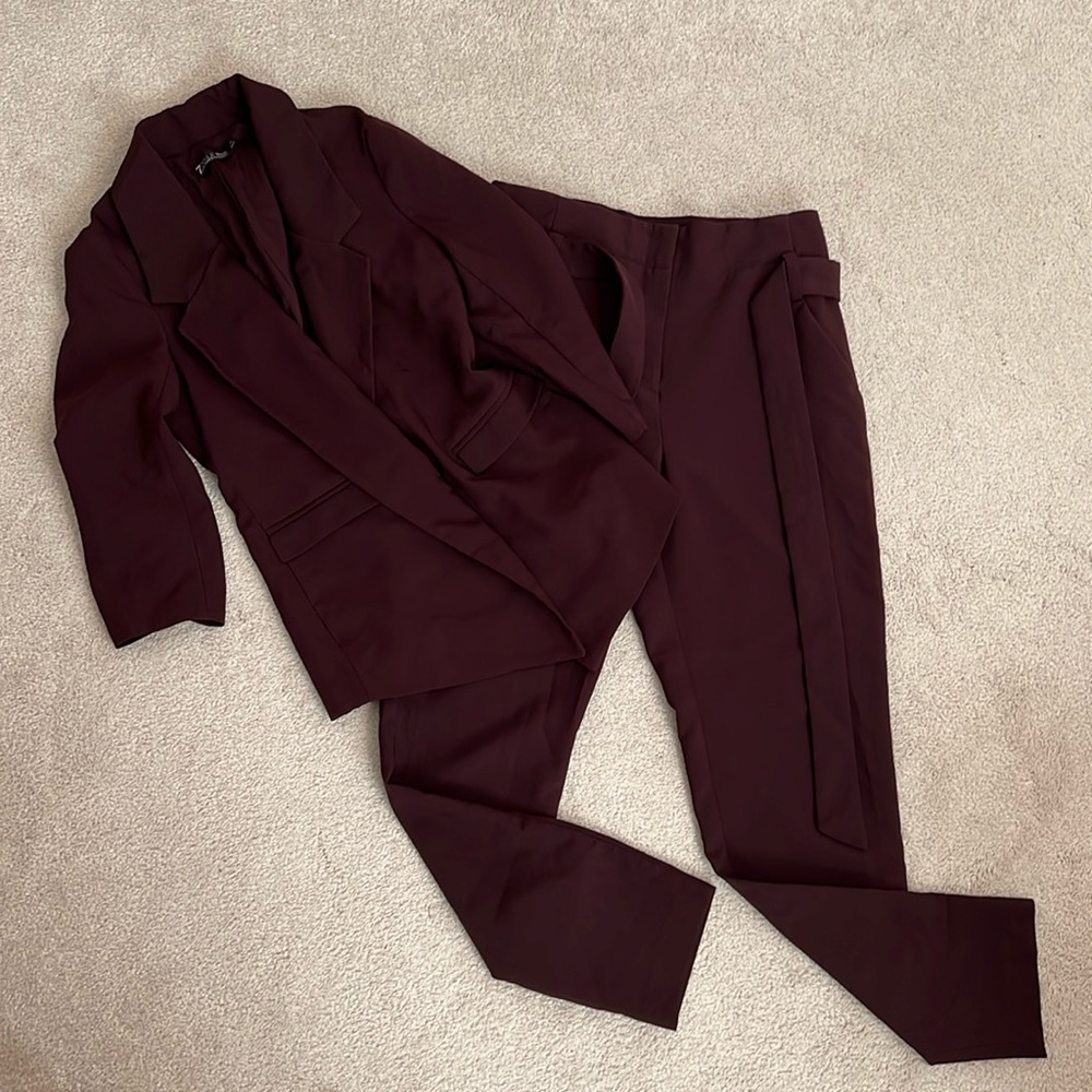 Women’s Suit